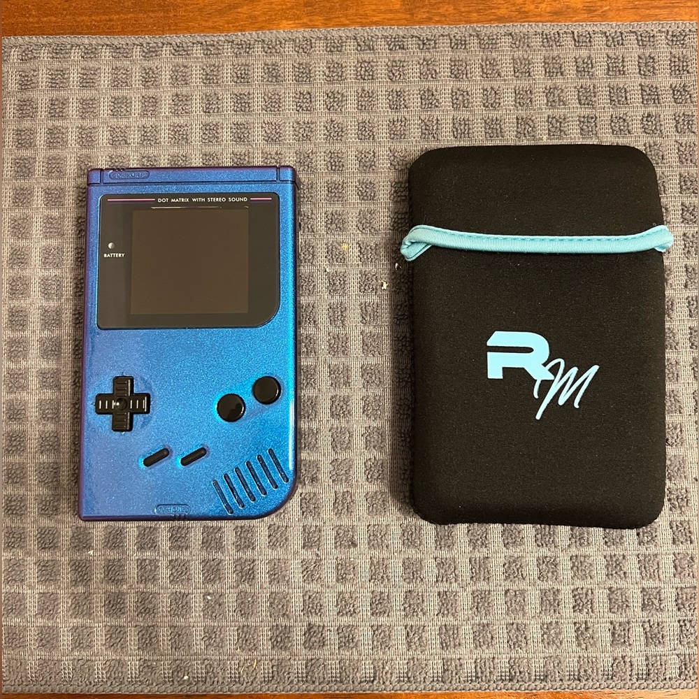 Custom Chameleon “Mystichrome” Game Boy DMG